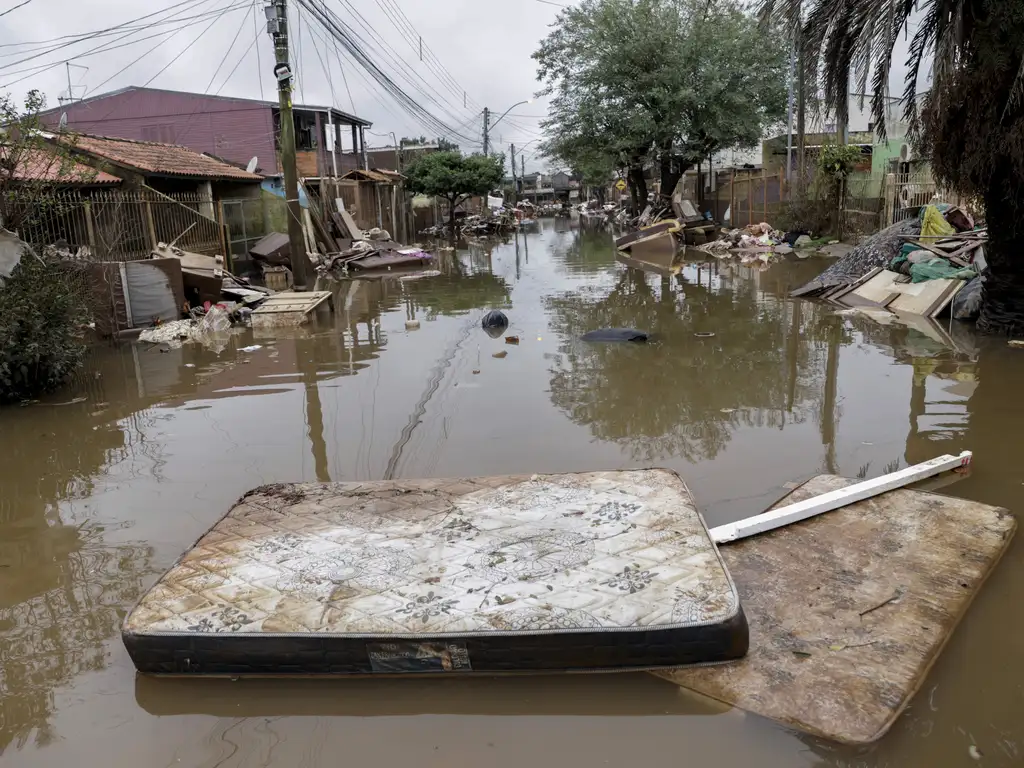 Como a crise climática reforça a exclusão de pessoas LGBTQIA+ 2 O Rio Grande do Sul foi atingido por uma enchente histórica em maio de 2024, que provocou danos em quase todos os municípios.Foto: Bruno Peres/Agência Brasil