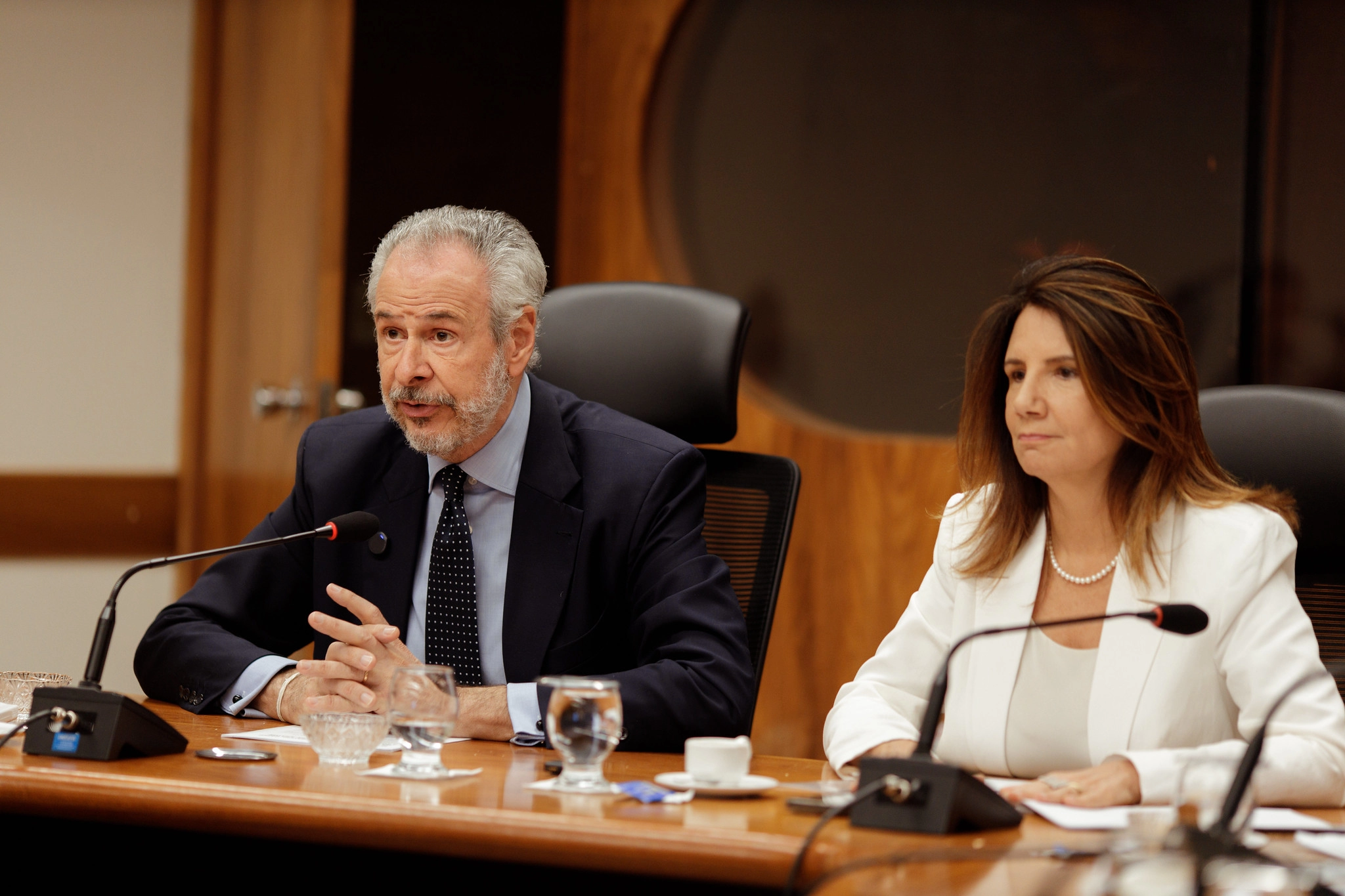O embaixador André Corrêea do Lago, presidente da COP 30, e Ana Toni, CEO da Conferência. A diplomacia brasileira goza de boa reputação (Foto:Isabela Castilho | COP30)