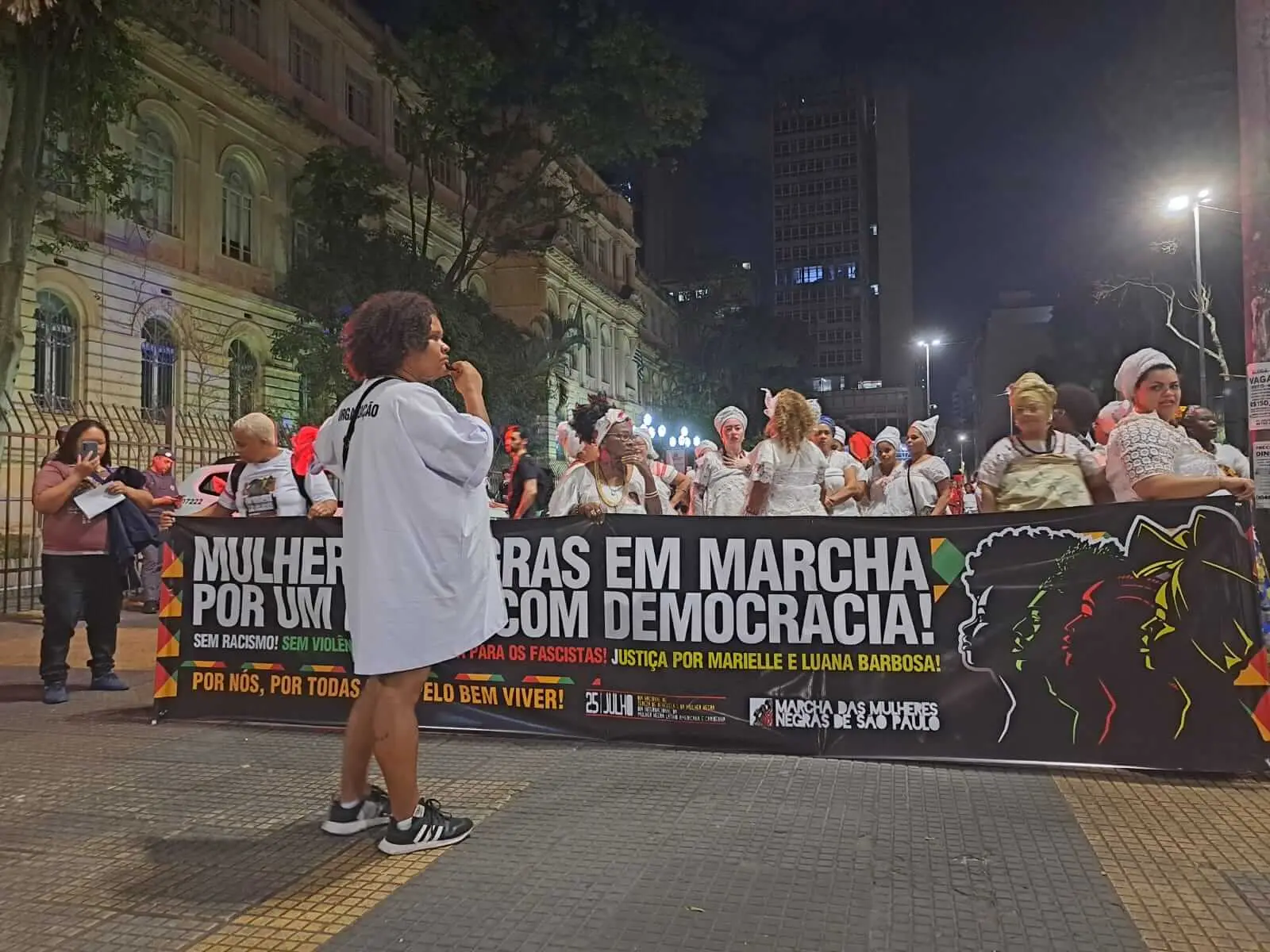 Marcha celebra força de mulheres negras e pede justiça por vítimas da violência